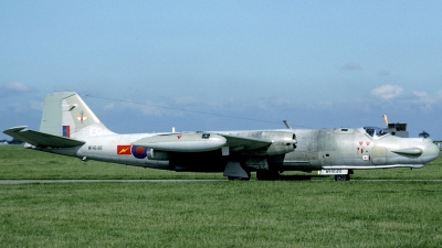 Photo ID 28502 by Joop de Groot. UK Air Force English Electric Canberra T17, WH646