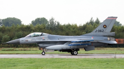Photo ID 257597 by Mark Broekhans. Netherlands Air Force General Dynamics F 16AM Fighting Falcon, J 062