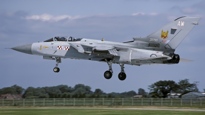 Photo ID 258171 by Chris Lofting. UK Air Force Panavia Tornado F3, ZE790
