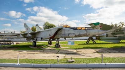 Photo ID 258203 by Andrei Shmatko. Russia Air Force Mikoyan Gurevich MiG 25PU,  