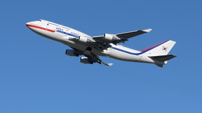 Photo ID 258259 by Neil Dunridge. South Korea Air Force Boeing 747 4B5, 10001
