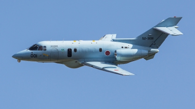 Photo ID 258723 by Lars Kitschke. Japan Air Force Hawker Siddeley U 125A HS 125 800, 52 3001