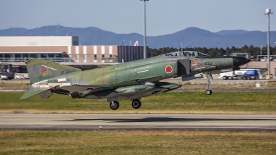 Photo ID 258684 by Lars Kitschke. Japan Air Force McDonnell Douglas RF 4EJ Phantom II, 07 6433