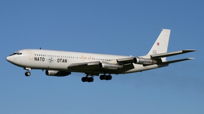 Photo ID 28786 by Gary Stedman. Luxembourg NATO Boeing 707 329C TCA, LX N20199