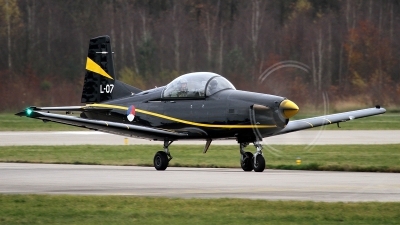 Photo ID 260069 by Johannes Berger. Netherlands Air Force Pilatus PC 7M Turbo Trainer, L 07