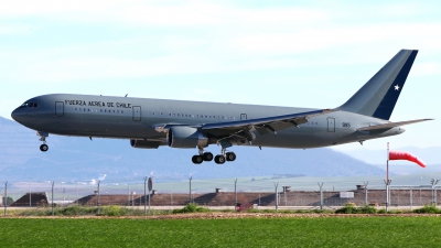 Photo ID 260178 by Manuel Fernandez. Chile Air Force Boeing 767 3Y0R, 985