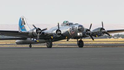 Photo ID 261163 by Aaron C. Rhodes. Private Commemorative Air Force Boeing B 17G Flying Fortress 299P, N9323Z