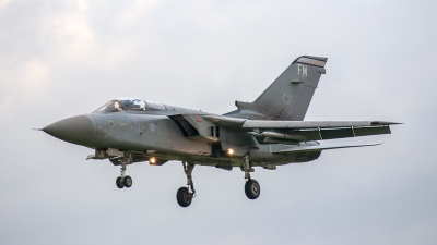Photo ID 261170 by Jan Eenling. UK Air Force Panavia Tornado F3, ZE831