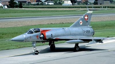 Photo ID 28953 by Joop de Groot. Switzerland Air Force Dassault Mirage IIIS, J 2303