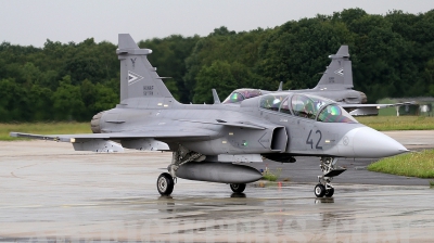 Photo ID 3353 by Roel Reijne. Hungary Air Force Saab JAS 39D Gripen, 42