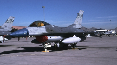 Photo ID 29048 by Tom Gibbons. USA Air Force General Dynamics F 16C Fighting Falcon, 92 3916