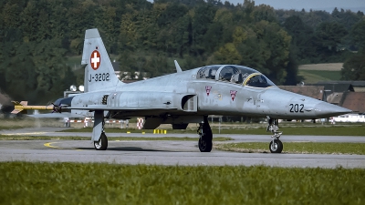 Photo ID 262154 by Matthias Becker. Switzerland Air Force Northrop F 5F Tiger II, J 3202