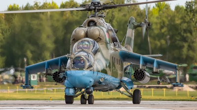 Photo ID 264270 by Andrei Shmatko. Belarus Air Force Mil Mi 24P,  