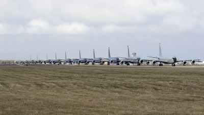 Photo ID 264914 by Chris Lofting. USA Air Force Boeing KC 135R Stratotanker 717 148, 63 8871
