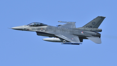 Photo ID 267620 by Tonnie Musila. Netherlands Air Force General Dynamics F 16AM Fighting Falcon, J 136
