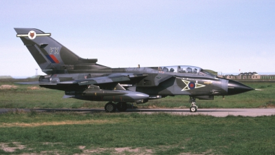 Photo ID 29616 by Tom Gibbons. UK Air Force Panavia Tornado GR1 T, ZA599