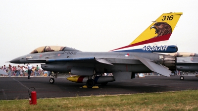 Photo ID 271726 by Michael Baldock. Netherlands Air Force General Dynamics F 16B Fighting Falcon, J 882