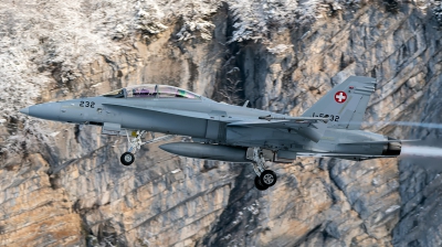 Photo ID 271901 by Caspar Smit. Switzerland Air Force McDonnell Douglas F A 18D Hornet, J 5232