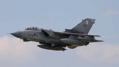 Photo ID 3488 by Paul Tiller. UK Air Force Panavia Tornado GR4, ZD792