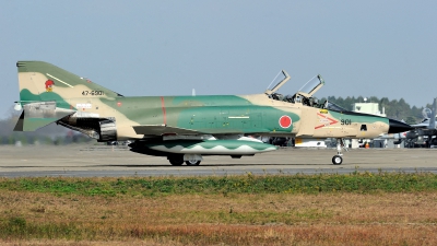 Photo ID 272329 by Tonnie Musila. Japan Air Force McDonnell Douglas RF 4E Phantom II, 47 6901