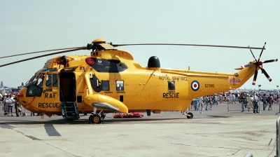 Photo ID 272998 by Michael Baldock. UK Air Force Westland Sea King HAR 3, XZ590