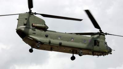 Photo ID 273026 by Michael Baldock. UK Air Force Boeing Vertol Chinook HC2 CH 47D, ZA707