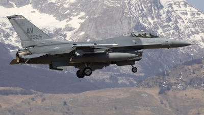 Photo ID 273572 by Chris Lofting. USA Air Force General Dynamics F 16C Fighting Falcon, 88 0525