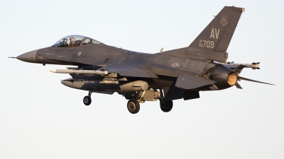 Photo ID 273559 by Chris Lofting. USA Air Force General Dynamics F 16C Fighting Falcon, 90 0709