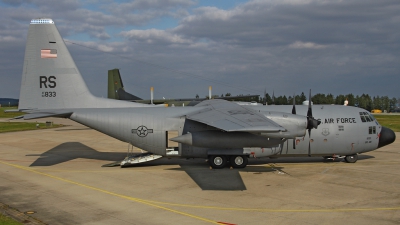 Photo ID 30266 by Mick Balter - mbaviation-images. USA Air Force Lockheed C 130E Hercules L 382, 62 1833