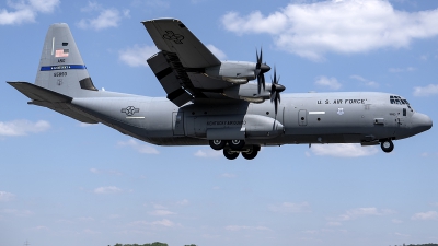 Photo ID 275323 by Matthias Becker. USA Air Force Lockheed Martin C 130J 30 Hercules L 382, 15 5893