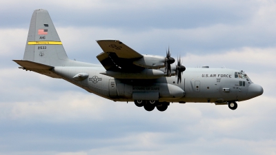 Photo ID 275365 by Carl Brent. USA Air Force Lockheed C 130H Hercules L 382, 92 1533