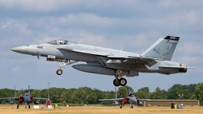 Photo ID 275572 by Jens Wiemann. USA Navy Boeing F A 18E Super Hornet, 166781