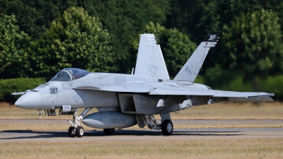 Photo ID 275971 by Rainer Mueller. USA Navy Boeing F A 18E Super Hornet, 166840