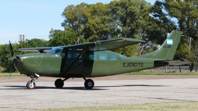 Photo ID 30478 by Martin Kubo. Argentina Army Cessna T 207, AE 216