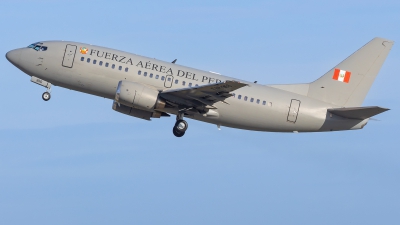 Photo ID 279666 by Daniel Fuchs. Peru Air Force Boeing 737 528, 356