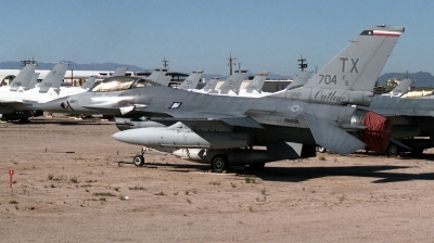Photo ID 30907 by Michael Baldock. USA Air Force General Dynamics F 16A Fighting Falcon, 82 1007