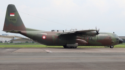 Photo ID 281054 by Ihdar Raihan Yudanta. Indonesia Air Force Lockheed L 100 30 Hercules L 382G, A 1328