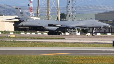 Photo ID 283067 by Ruben Galindo. USA Air Force Rockwell B 1B Lancer, 86 0125