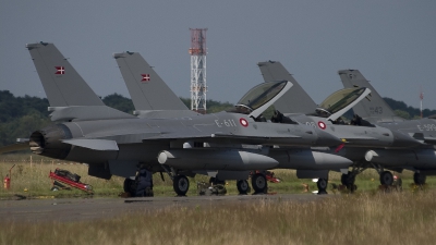 Photo ID 31193 by Johnny Cuppens. Denmark Air Force General Dynamics F 16AM Fighting Falcon, E 611