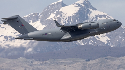 Photo ID 283313 by Marcello Cosolo. UK Air Force Boeing C 17A Globemaster III, ZZ171