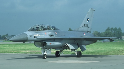 Photo ID 31645 by Lieuwe Hofstra. Netherlands Air Force General Dynamics F 16B Fighting Falcon, J 650