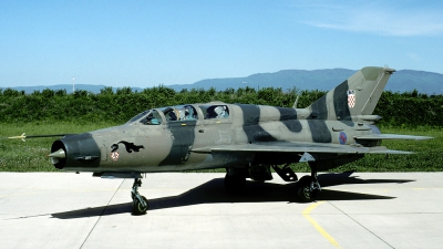 Photo ID 31619 by Joop de Groot. Croatia Air Force Mikoyan Gurevich MiG 21bis, 160
