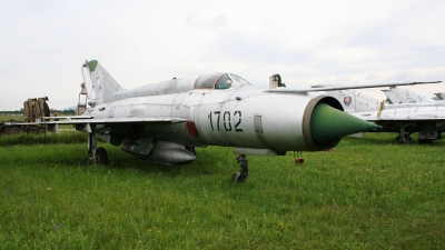 Photo ID 31732 by Milos Ruza. Slovakia Air Force Mikoyan Gurevich MiG 21R, 1702