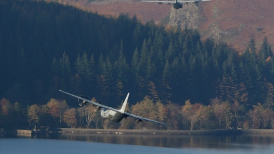 Photo ID 31818 by Paul Cameron. UK Air Force Lockheed Martin Hercules C4 C 130J 30 L 382, ZH871