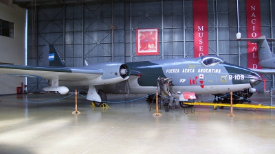 Photo ID 32392 by Franco S. Costa. Argentina Air Force English Electric Canberra B 62, B 109