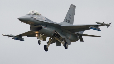 Photo ID 32599 by Alex van Noye. Netherlands Air Force General Dynamics F 16AM Fighting Falcon, J 021