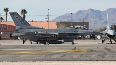 Photo ID 32610 by Jens Hameister. USA Air Force General Dynamics F 16C Fighting Falcon, 91 0365