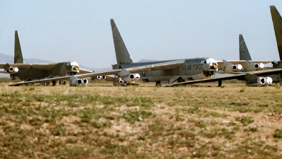 Photo ID 32723 by Michael Baldock. USA Air Force Boeing B 52E Stratofortress, 57 0136