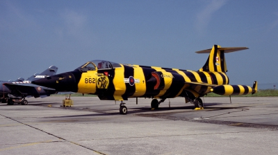 Photo ID 32778 by Alex Staruszkiewicz. Canada Air Force Canadair CF 104 Starfighter CL 90, 104862