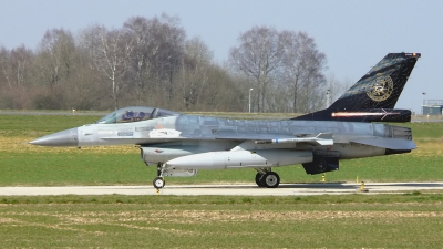 Photo ID 32860 by Bart Hoekstra. Belgium Air Force General Dynamics F 16AM Fighting Falcon, FA 121